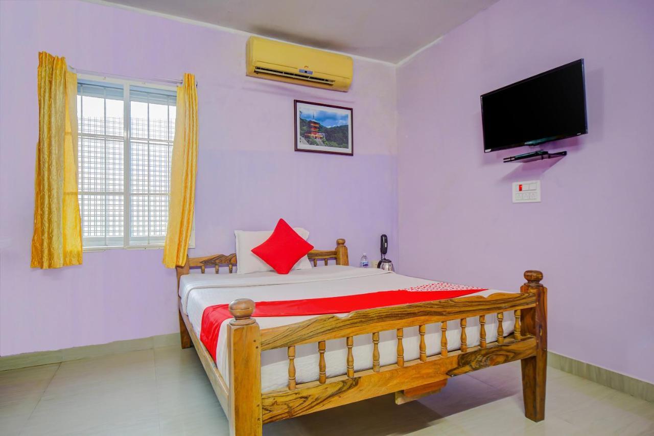 Oyo 81673 D Anchorage Inn Pondicherry Exterior photo